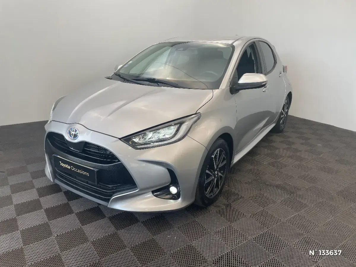 TOYOTA YARIS IV