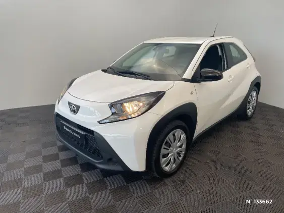 TOYOTA AYGO X - voiture d'occasion - Photo 1