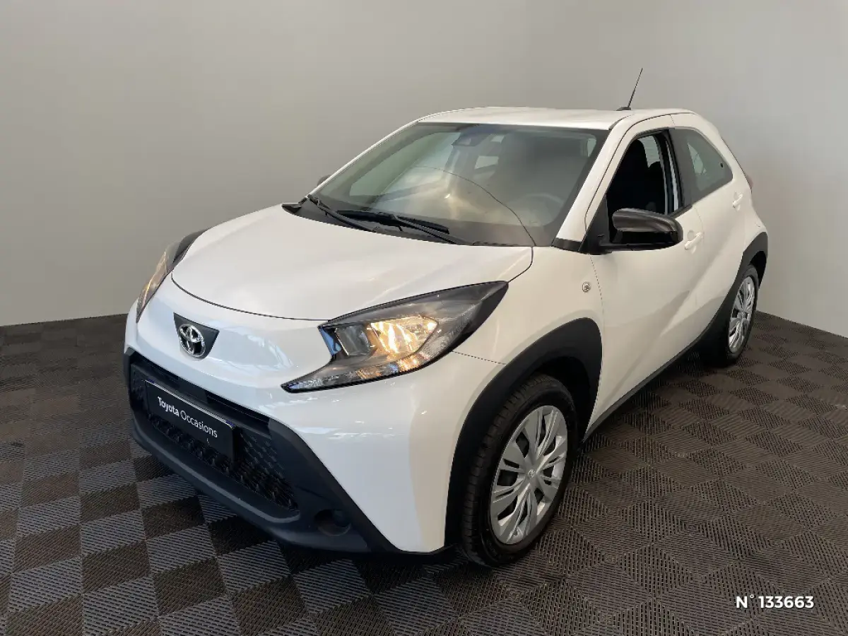TOYOTA AYGO X