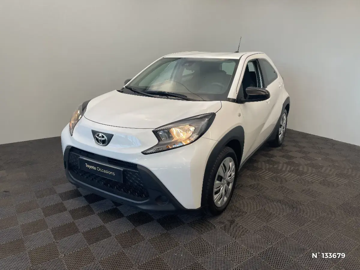 TOYOTA AYGO X