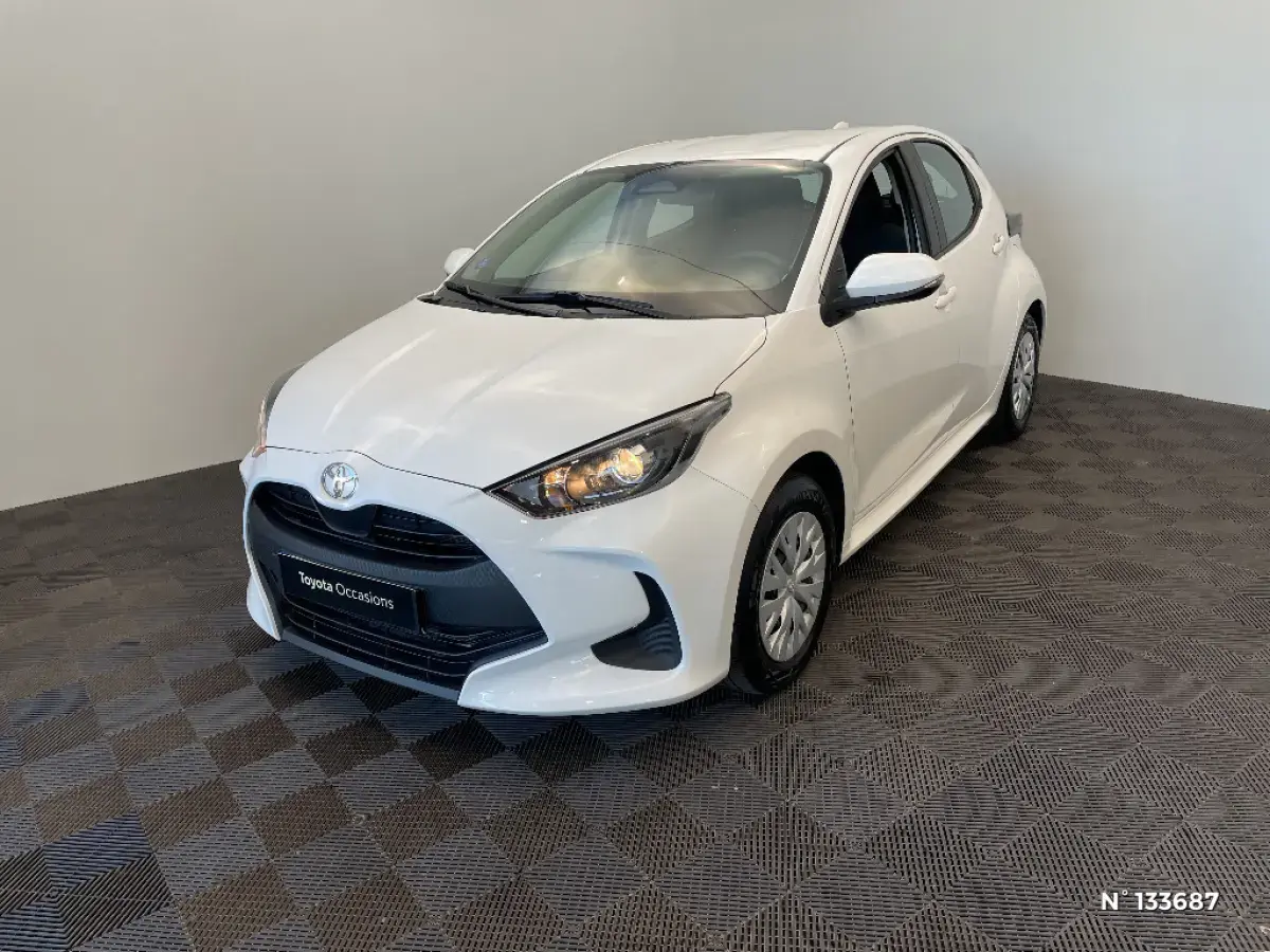 TOYOTA YARIS IV