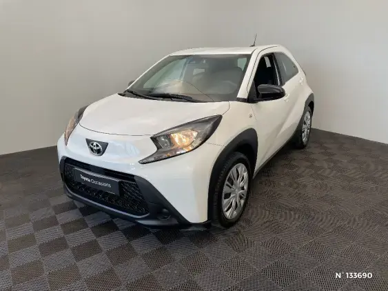 TOYOTA AYGO X - voiture d'occasion - Photo 1