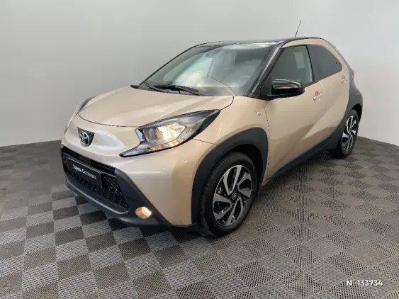 TOYOTA AYGO X - voiture d'occasion - Photo 1