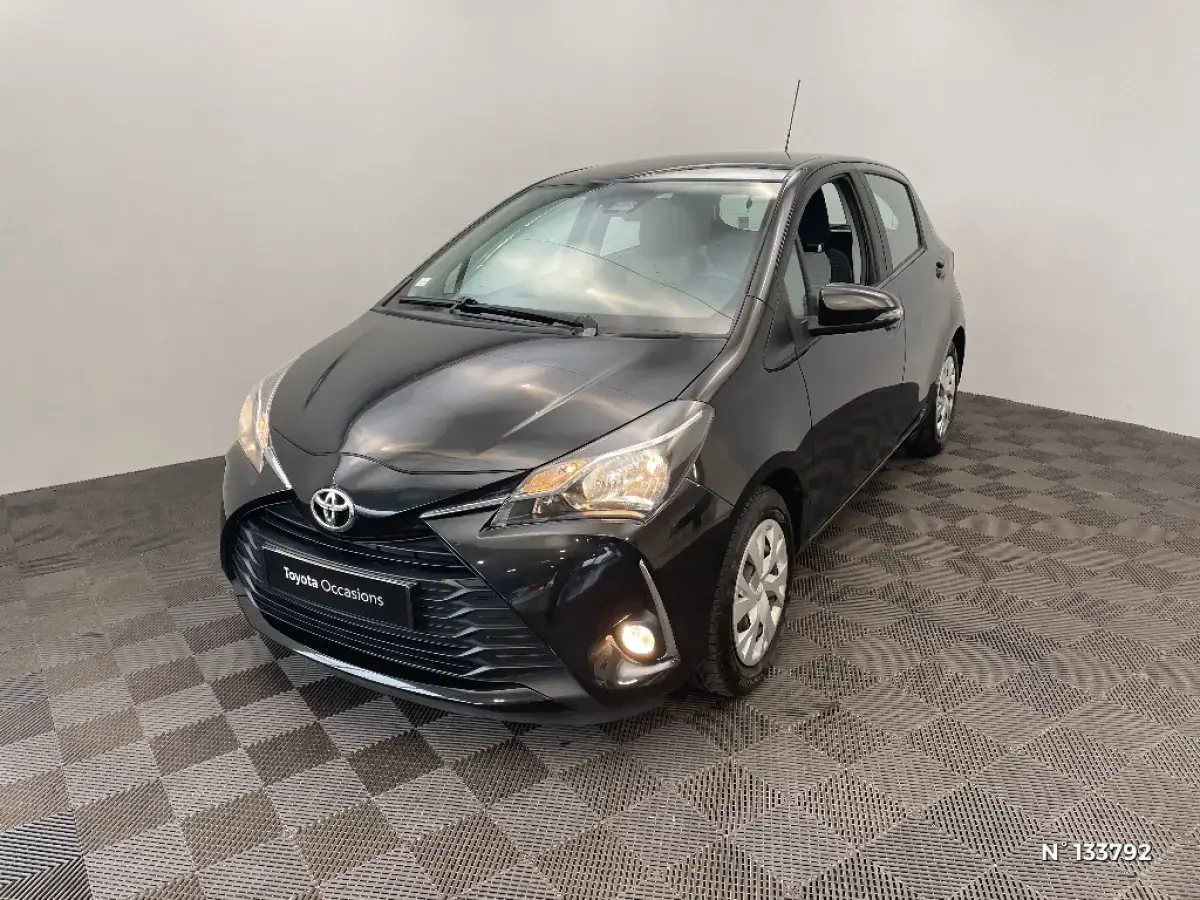 TOYOTA YARIS III