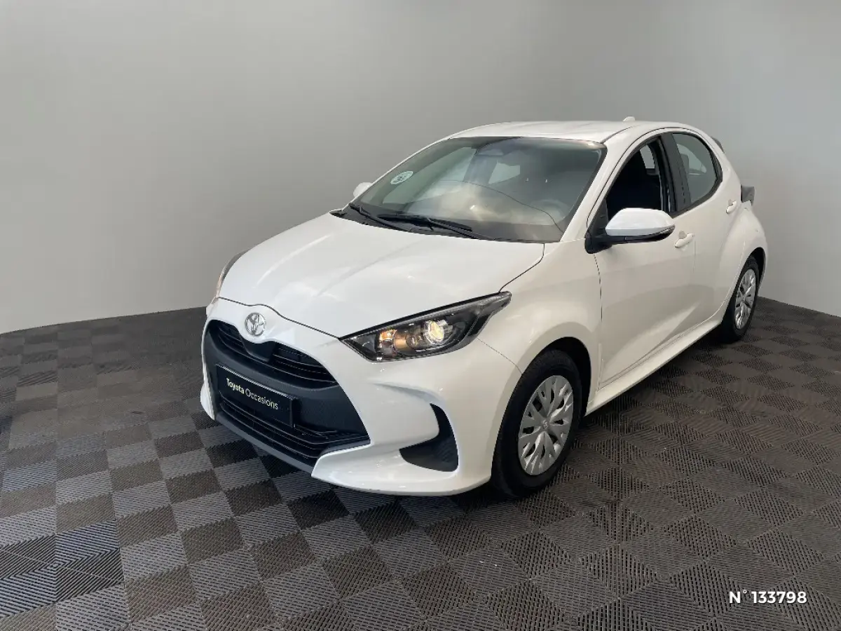 TOYOTA YARIS IV