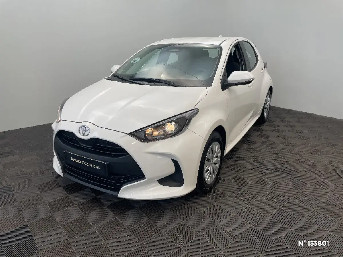 TOYOTA YARIS IV