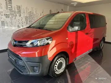 Acheter TOYOTA PROACE COMBI Proace Combi Medium 1.5L 120 D-4D BVM6 Dynamic occasion en vente à TOYOTA SAINT-MAXIMIN GUEUDET 1880