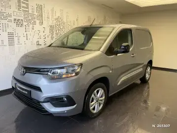 Acheter TOYOTA PROACE CITY PROACE CITY VERSO MEDIUM 1.5 D 4D 100 BVM6 STYLE occasion en vente à TOYOTA SAINT-MAXIMIN GUEUDET 1880