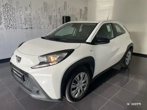 TOYOTA AYGO X - voiture d'occasion - Photo 1