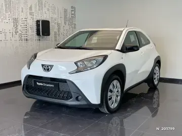 Acheter TOYOTA AYGO X Aygo X 1.0 VVT-i 72 S-CVT Design occasion en vente à TOYOTA SAINT-MAXIMIN GUEUDET 1880