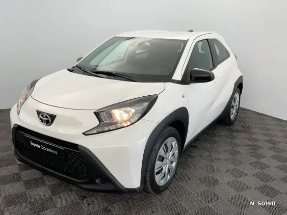 TOYOTA AYGO X - voiture d'occasion - Photo 1