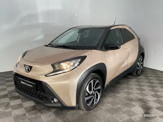 TOYOTA AYGO X - voiture d'occasion - Photo 1