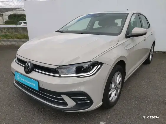 VOLKSWAGEN POLO V - voiture d'occasion - Photo 1
