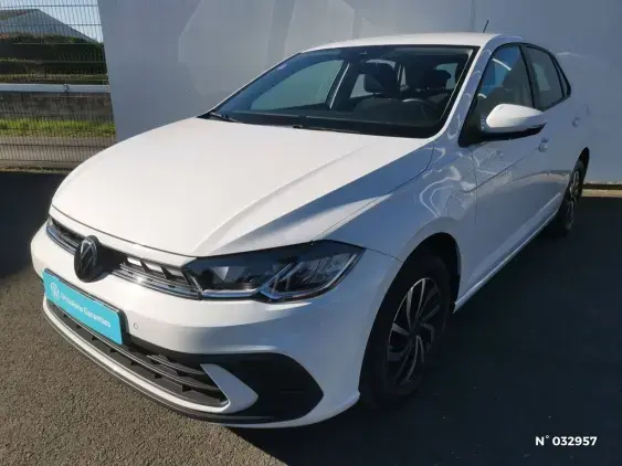 VOLKSWAGEN POLO V - voiture d'occasion - Photo 1