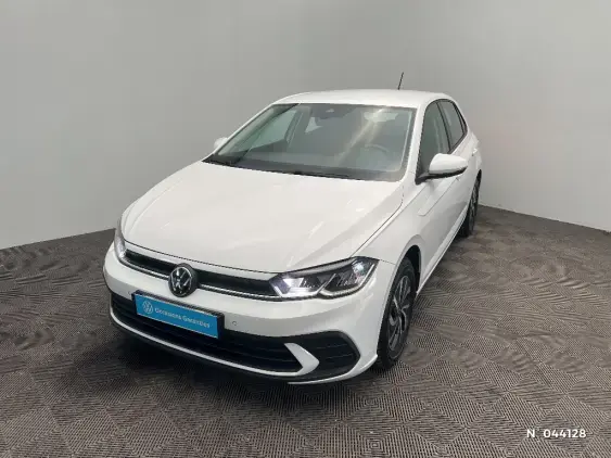 VOLKSWAGEN POLO VI - voiture d'occasion - Photo 1