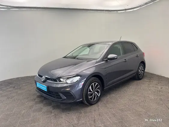 VOLKSWAGEN POLO VI - voiture d'occasion - Photo 1