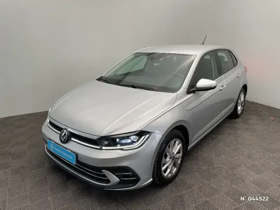 VOLKSWAGEN POLO VI - voiture d'occasion - Photo 1