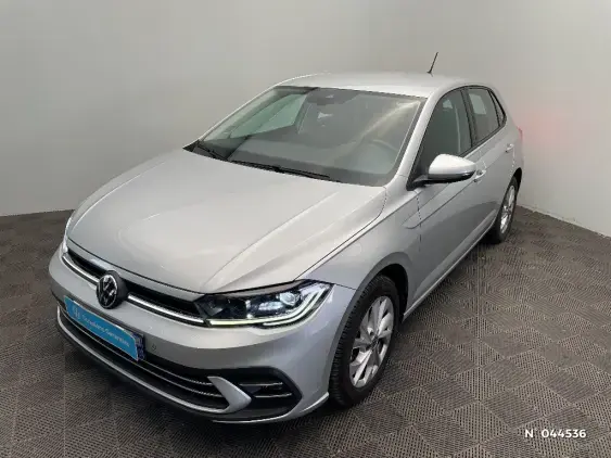 VOLKSWAGEN POLO VI - voiture d'occasion - Photo 1