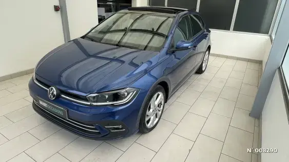VOLKSWAGEN POLO V - voiture d'occasion - Photo 1