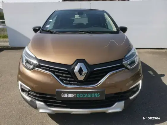 RENAULT CAPTUR II - voiture d'occasion - Photo 1