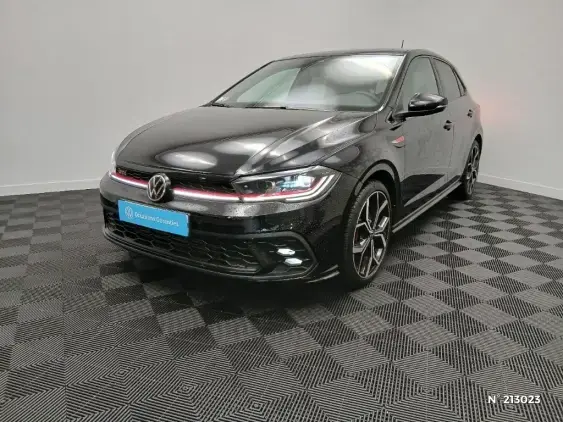 VOLKSWAGEN POLO VI - voiture d'occasion - Photo 1