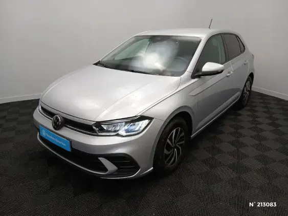 VOLKSWAGEN POLO VI - voiture d'occasion - Photo 1