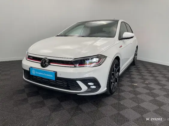 VOLKSWAGEN POLO VI - voiture d'occasion - Photo 1