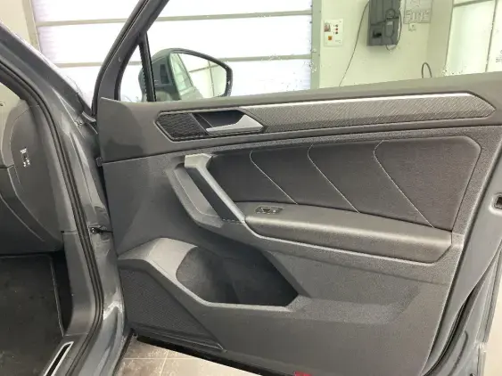 VOLKSWAGEN TIGUAN III - voiture d'occasion - Photo 16