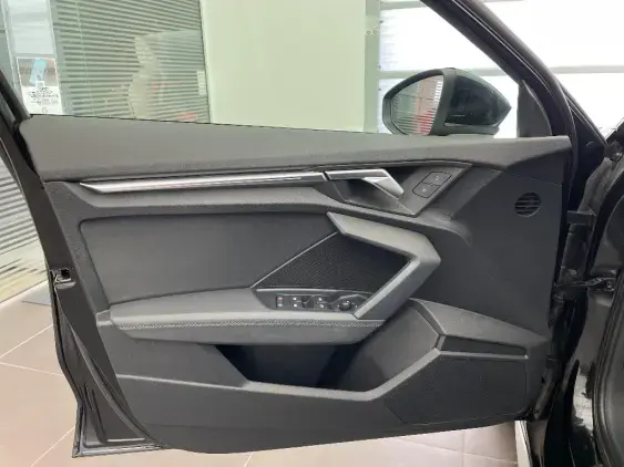 AUDI A3 SPORTBACK IV - voiture d'occasion - Photo 17