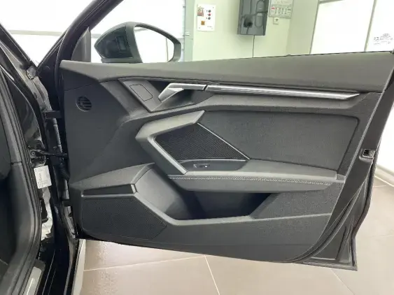 AUDI A3 SPORTBACK IV - voiture d'occasion - Photo 18