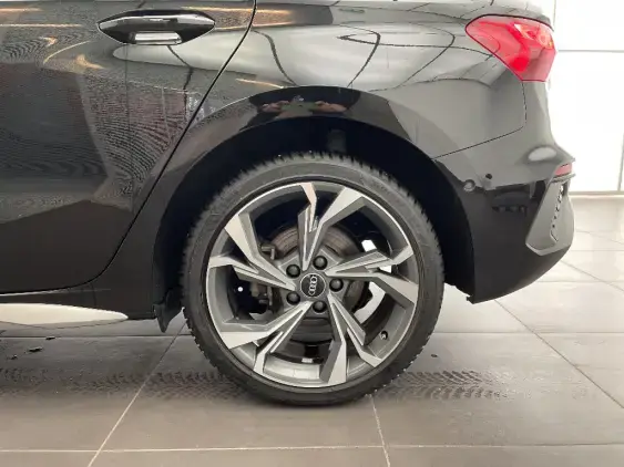 AUDI A3 SPORTBACK IV - voiture d'occasion - Photo 22