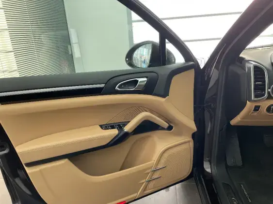 PORSCHE CAYENNE III - voiture d'occasion - Photo 18