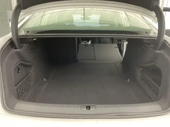 AUDI A4 AVANT V - voiture d'occasion - Photo 13