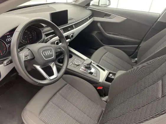 AUDI A4 AVANT V - voiture d'occasion - Photo 15