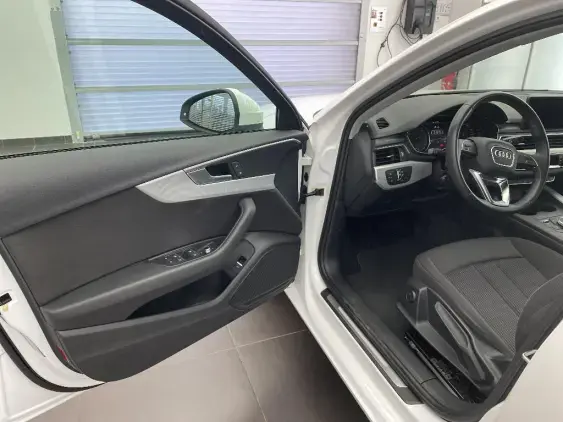 AUDI A4 AVANT V - voiture d'occasion - Photo 16