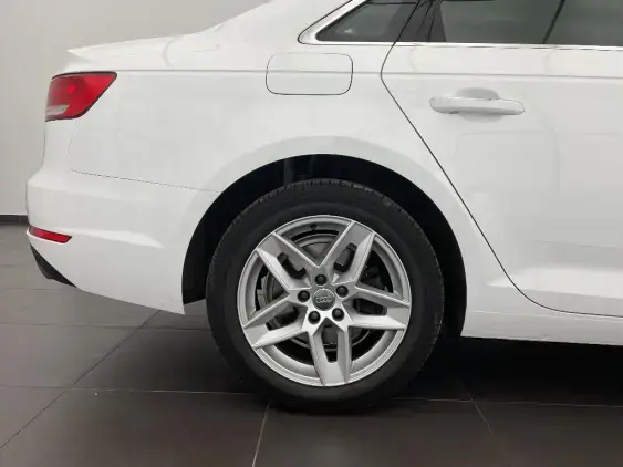 AUDI A4 AVANT V - voiture d'occasion - Photo 22