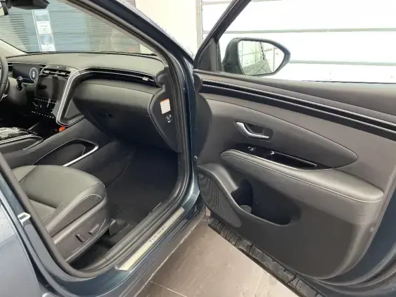 HYUNDAI TUCSON II - voiture d'occasion - Photo 18