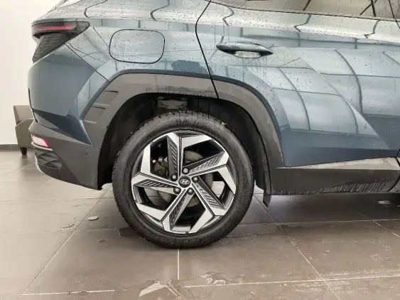 HYUNDAI TUCSON II - voiture d'occasion - Photo 23