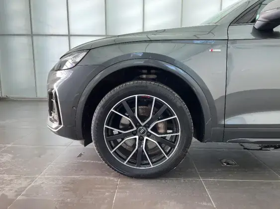 AUDI Q5 - voiture d'occasion - Photo 20