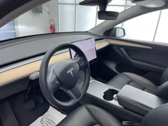 TESLA MODEL Y - voiture d'occasion - Photo 15