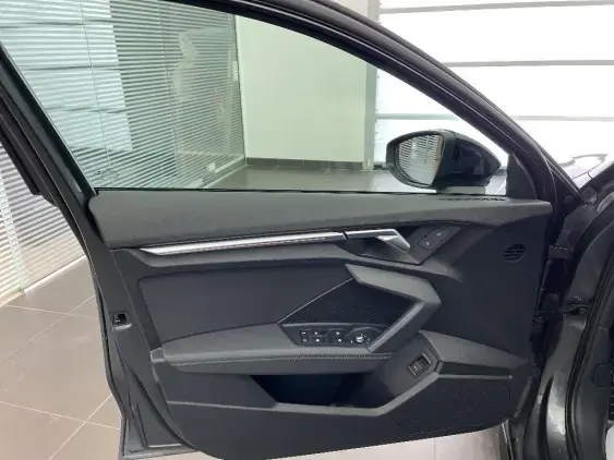 AUDI A3 SPORTBACK IV - voiture d'occasion - Photo 18