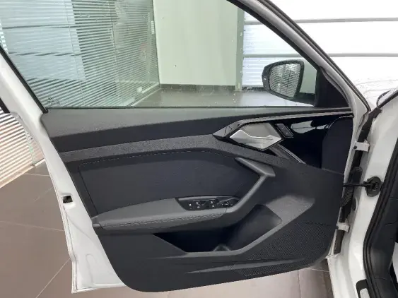 AUDI A1 SPORTBACK II - voiture d'occasion - Photo 17