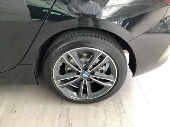 BMW SERIE 1 F40 - voiture d'occasion - Photo 24