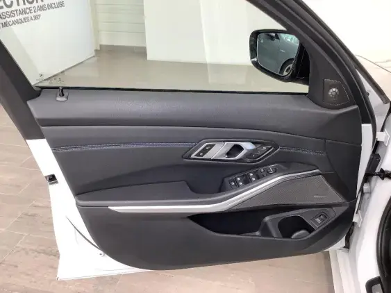 BMW SERIE 3 TOURING VII - voiture d'occasion - Photo 18