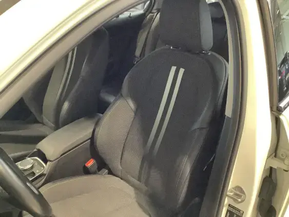 BMW SERIE 1 F40 - voiture d'occasion - Photo 18