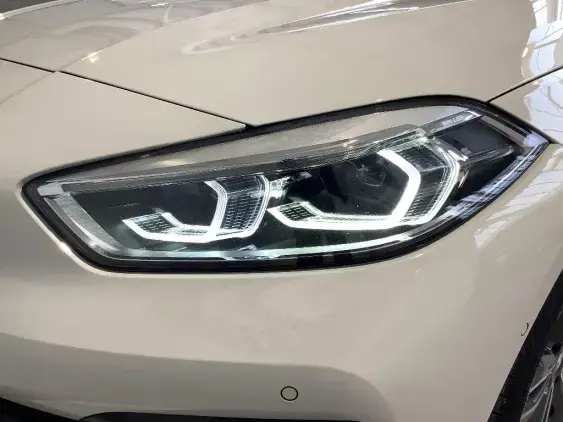 BMW SERIE 1 F40 - voiture d'occasion - Photo 22