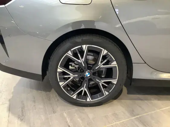 BMW SERIE 2 GRAN COUPE F74 - voiture d'occasion - Photo 25