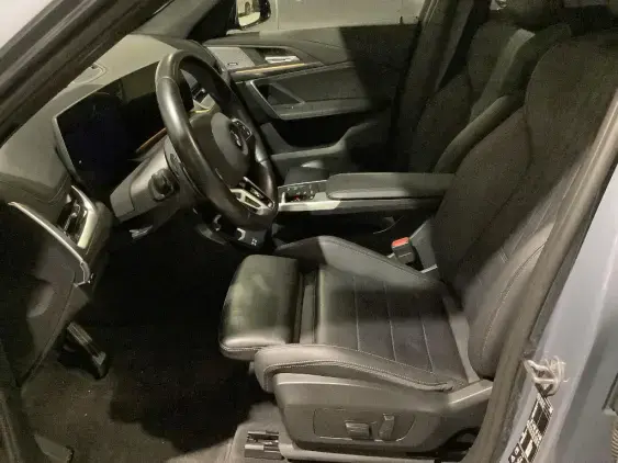 BMW X1 U11 - voiture d'occasion - Photo 17