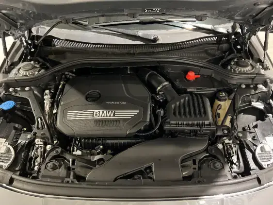 BMW SERIE 1 F40 - voiture d'occasion - Photo 20