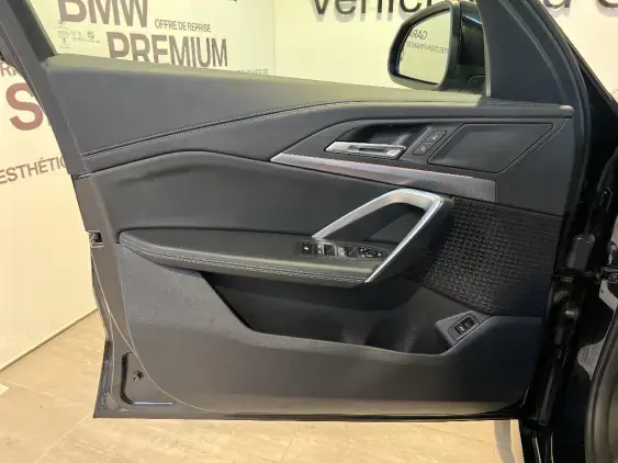 BMW X1 U11 - voiture d'occasion - Photo 19